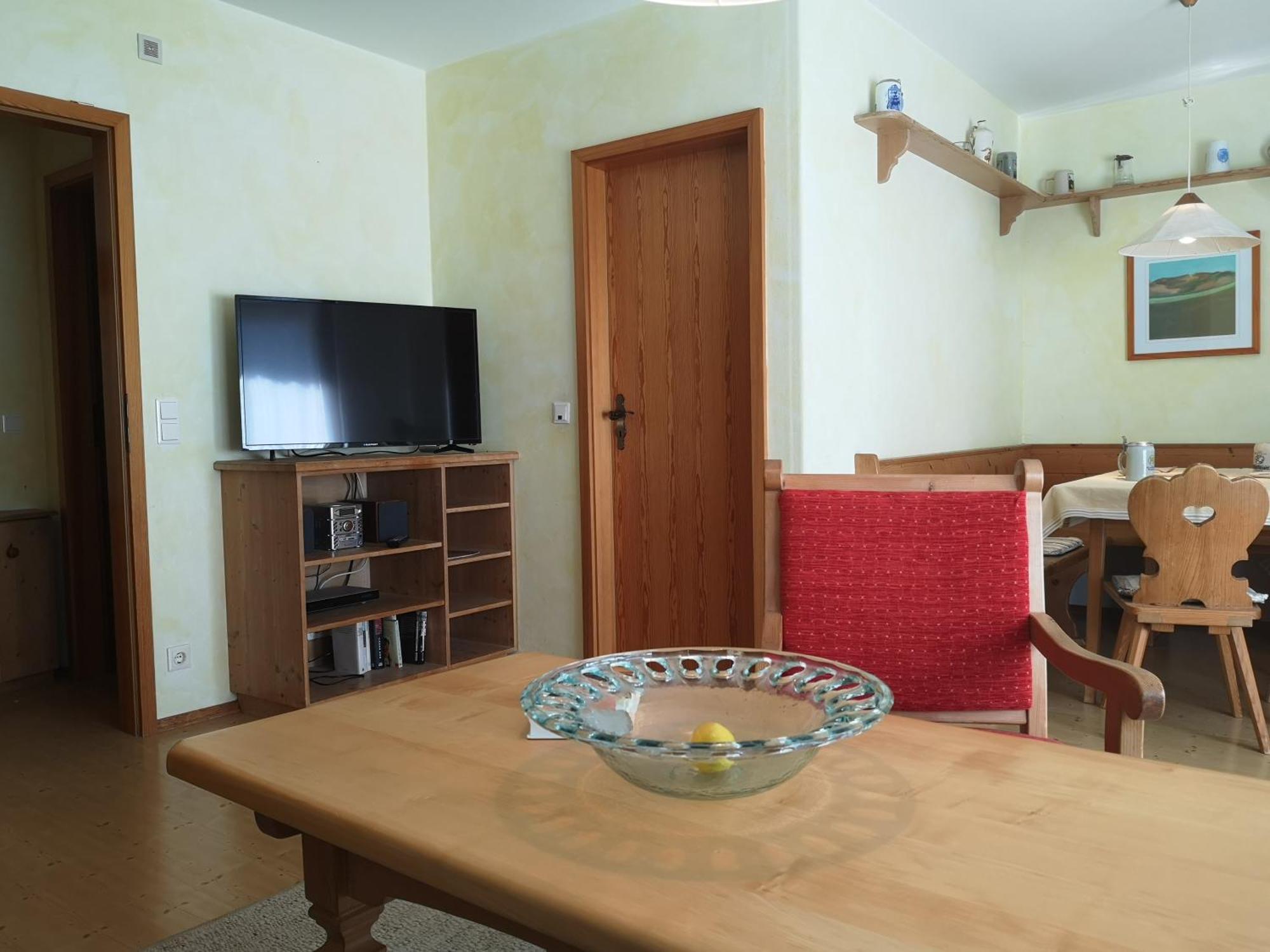 Ferienwohnung Am Wasen Inkl. Chiemgaukarte โรพอลดิง ภายนอก รูปภาพ